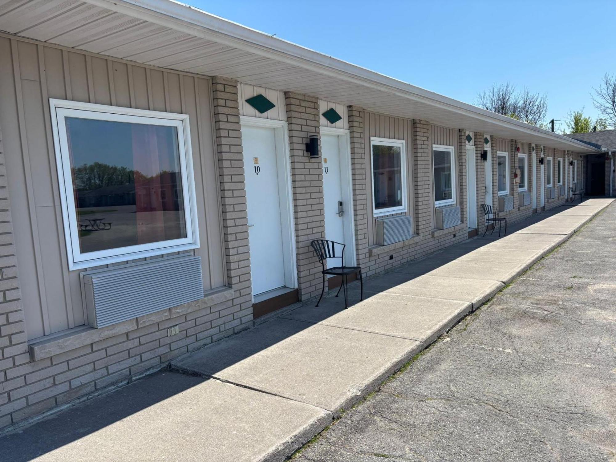 Motel Seven Oakes Kingston